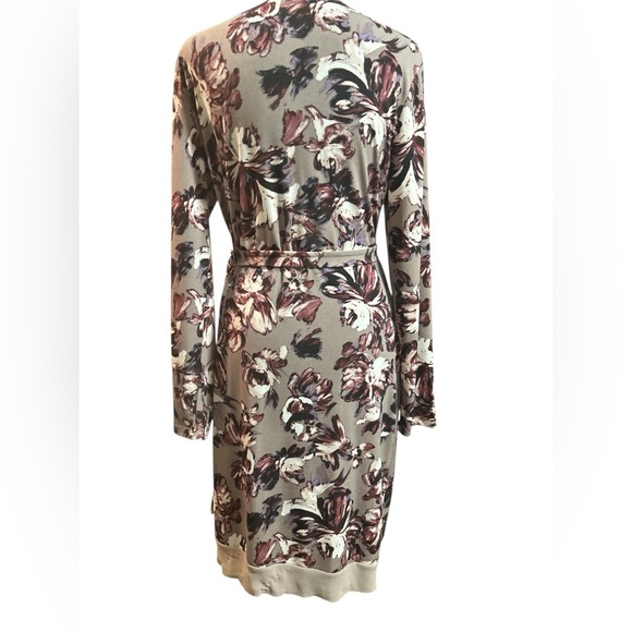 SIMPLY VERA Floral Wrap Dress in Purple and Cream, Lt. Brown, Size L, GUC - Picture 3 of 3